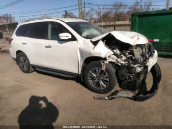  Salvage Nissan Pathfinder
