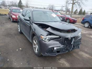  Salvage Alfa Romeo Stelvio