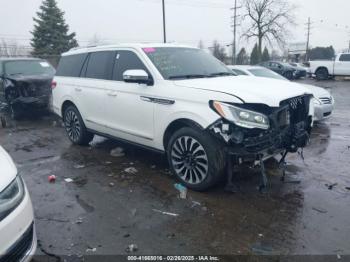  Salvage Lincoln Navigator