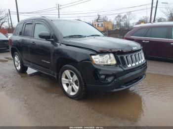  Salvage Jeep Compass