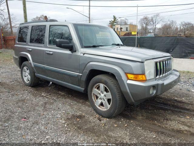  Salvage Jeep Commander
