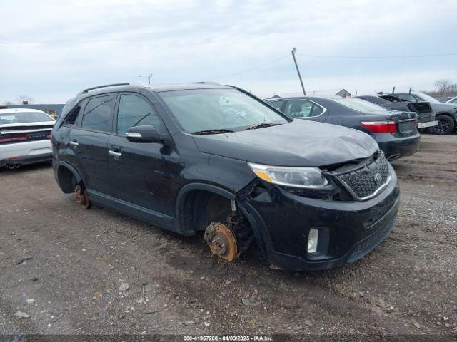  Salvage Kia Sorento
