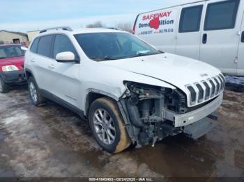 Salvage Jeep Cherokee