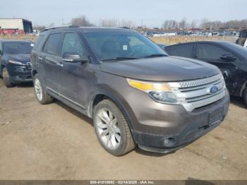  Salvage Ford Explorer