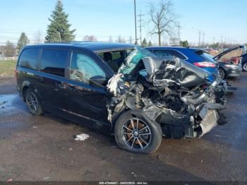  Salvage Dodge Grand Caravan