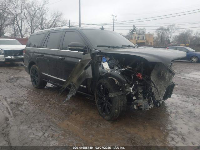  Salvage Lincoln Navigator
