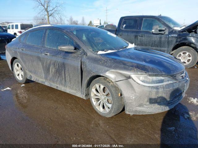  Salvage Chrysler 200
