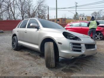  Salvage Porsche Cayenne