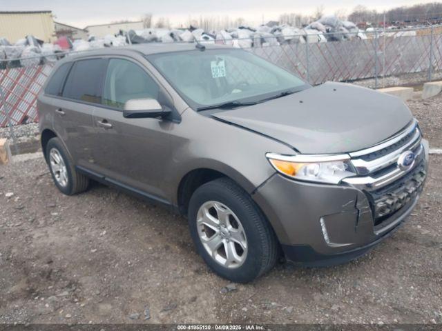  Salvage Ford Edge