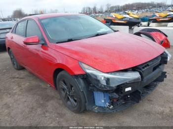  Salvage Hyundai ELANTRA