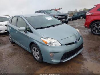  Salvage Toyota Prius
