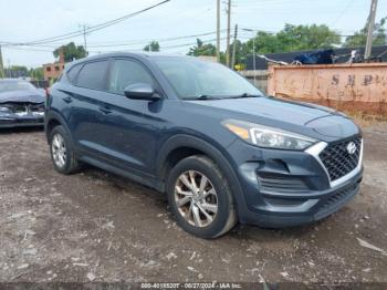  Salvage Hyundai TUCSON