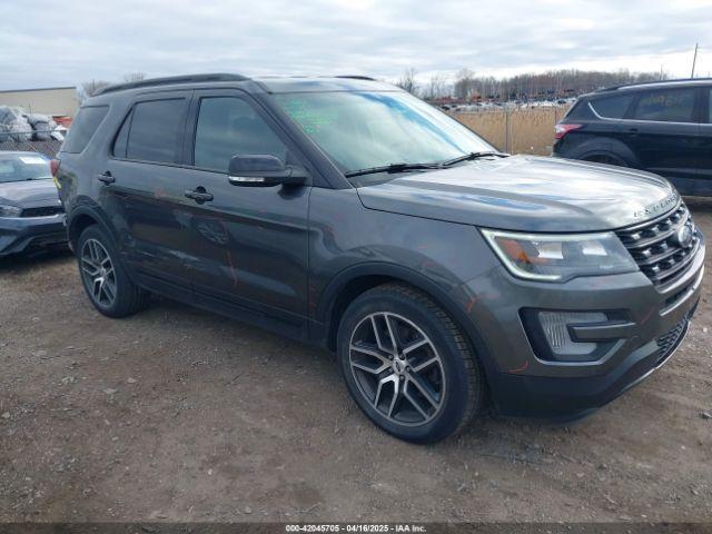  Salvage Ford Explorer