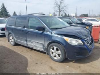  Salvage Volkswagen Routan