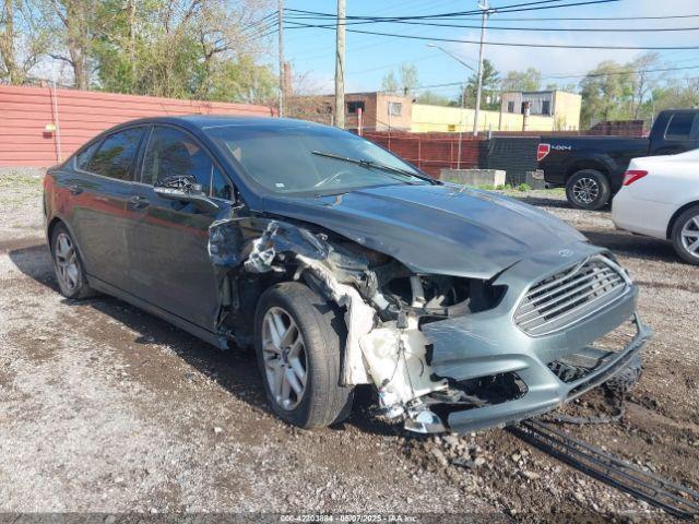  Salvage Ford Fusion