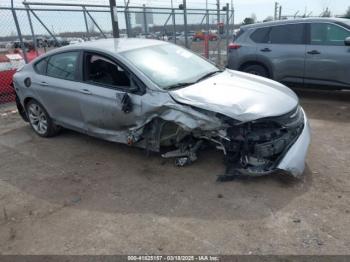  Salvage Chrysler 200