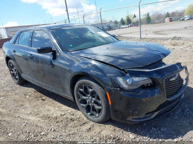  Salvage Chrysler 300