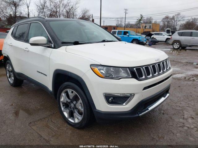  Salvage Jeep Compass