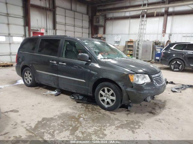  Salvage Chrysler Town & Country