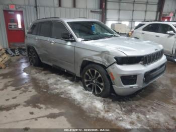  Salvage Jeep Grand Cherokee