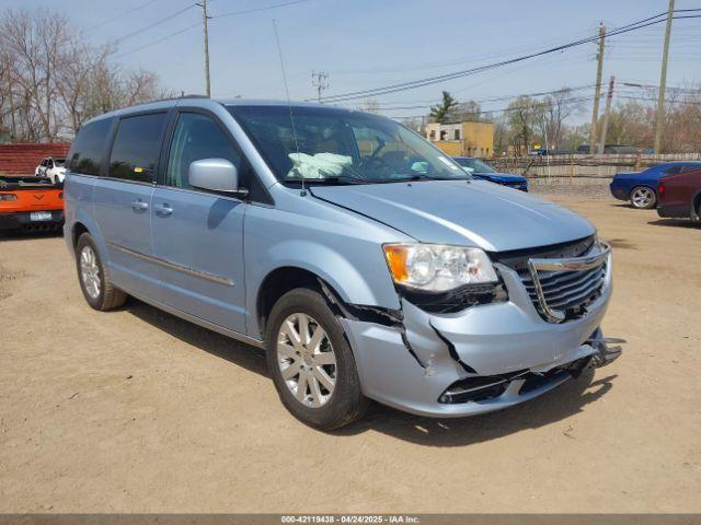  Salvage Chrysler Town & Country