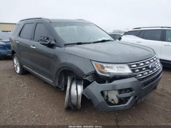  Salvage Ford Explorer