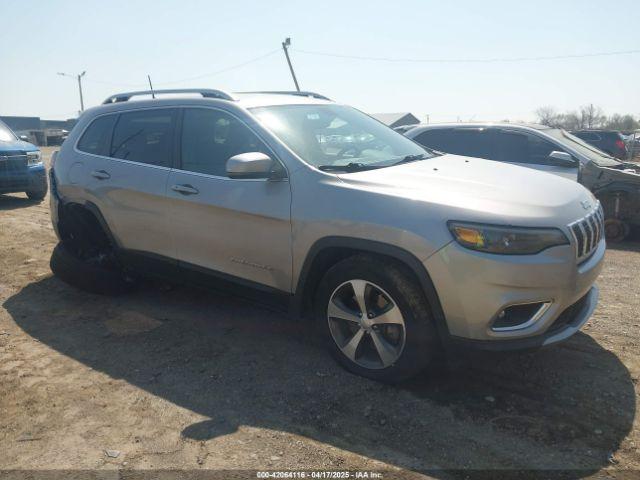  Salvage Jeep Cherokee