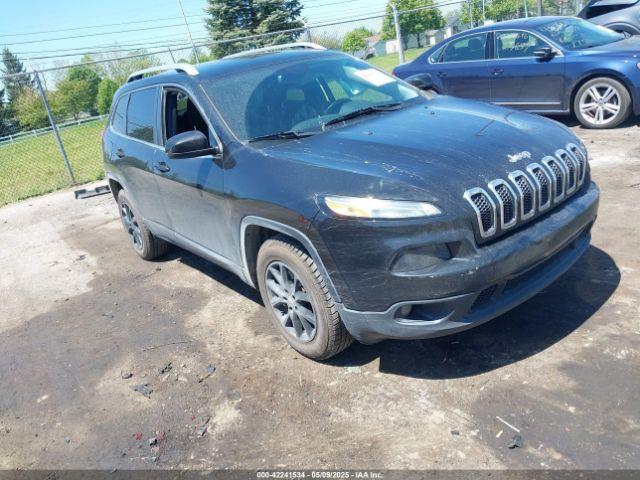  Salvage Jeep Cherokee