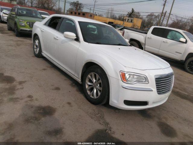  Salvage Chrysler 300