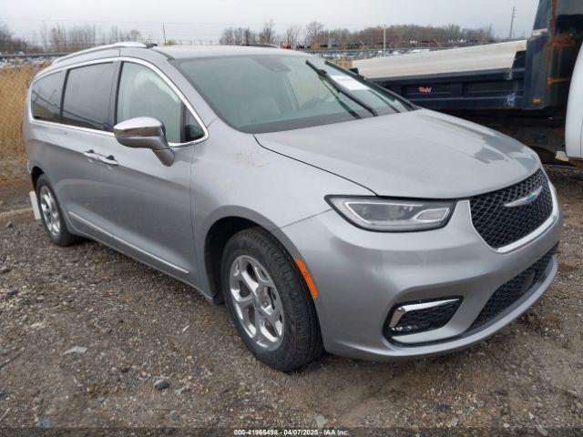  Salvage Chrysler Pacifica