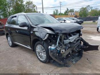  Salvage Mitsubishi Outlander