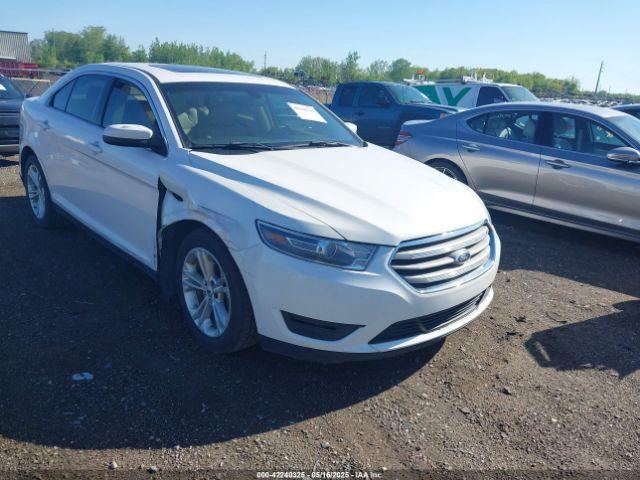  Salvage Ford Taurus