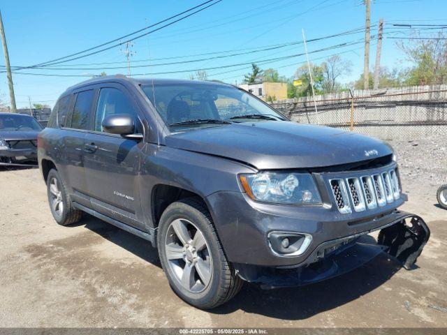  Salvage Jeep Compass