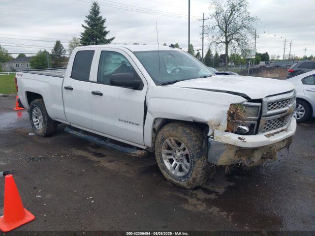  Salvage Chevrolet Silverado 1500