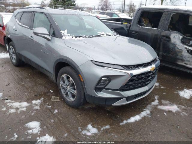  Salvage Chevrolet Blazer