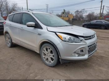  Salvage Ford Escape