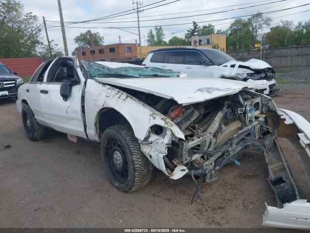 Salvage Ford Crown Victoria