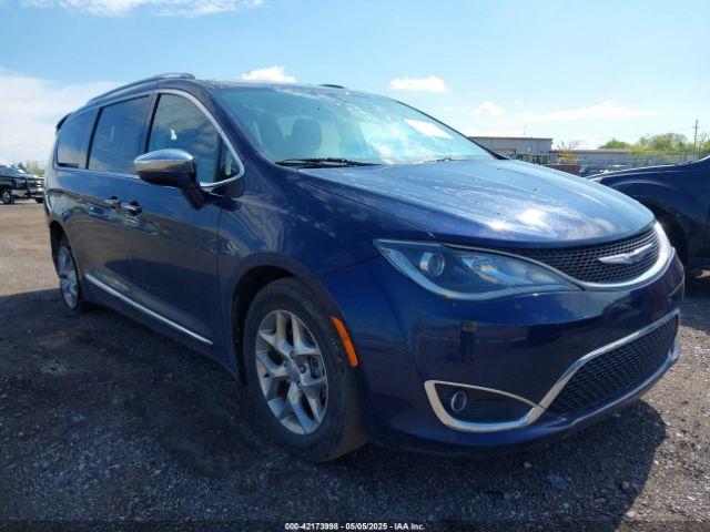  Salvage Chrysler Pacifica