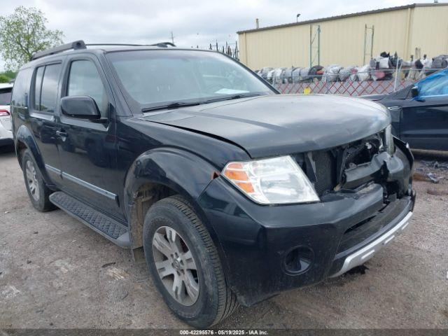  Salvage Nissan Pathfinder