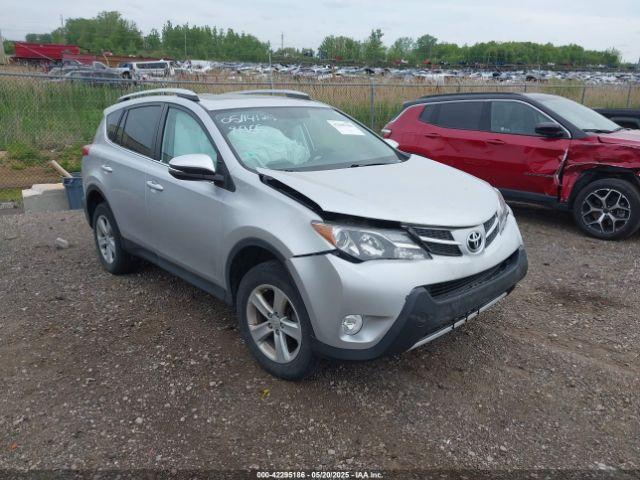  Salvage Toyota RAV4