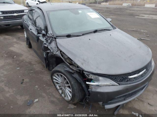  Salvage Chrysler 200