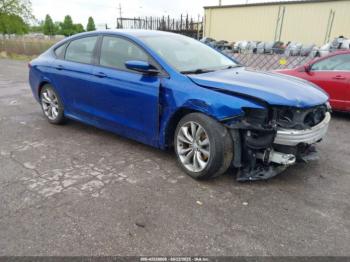  Salvage Chrysler 200