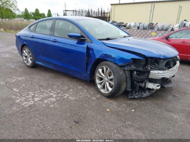  Salvage Chrysler 200