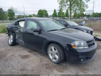  Salvage Dodge Avenger