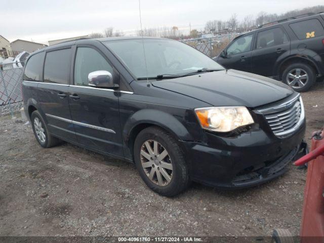  Salvage Chrysler Town & Country