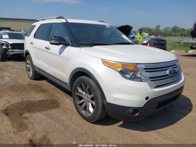  Salvage Ford Explorer