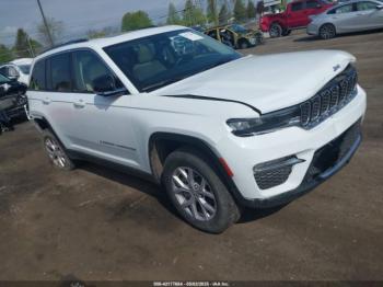  Salvage Jeep Grand Cherokee