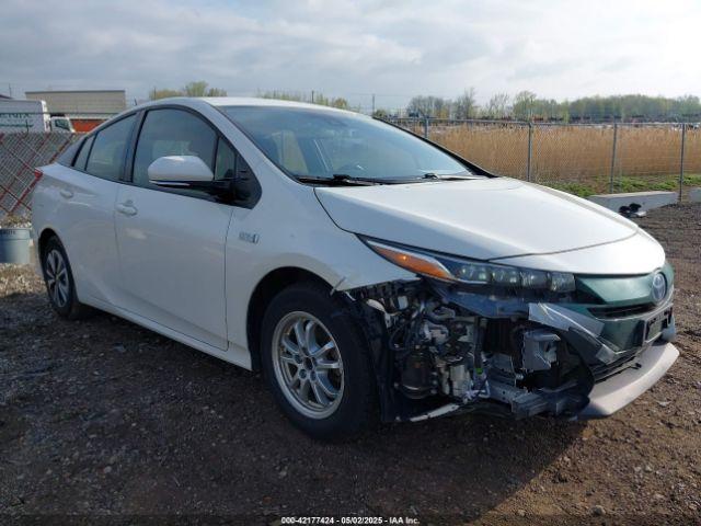 Salvage Toyota Prius Prime