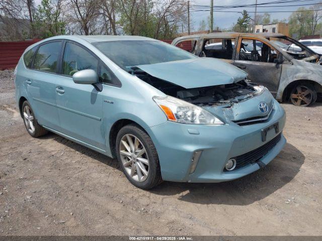  Salvage Toyota Prius v