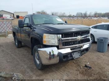  Salvage Chevrolet Silverado 2500
